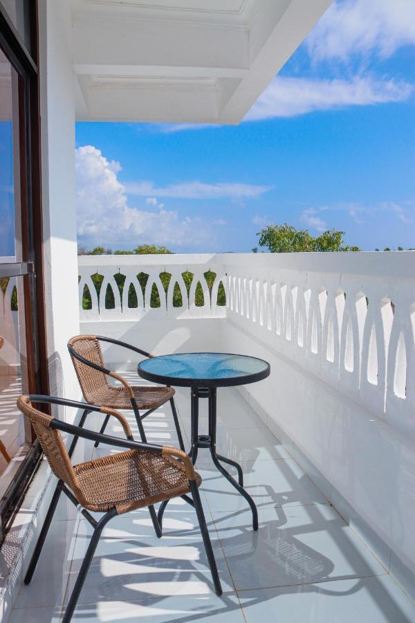 Diani Palm Resort Діані-Біч Екстер'єр фото